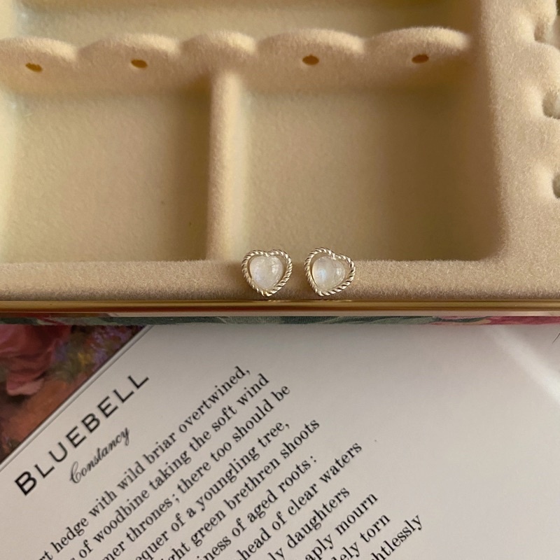 e3299a425bc7771ed19a7c546f70c34a