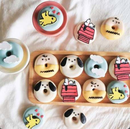 Snoppy donut.PNG