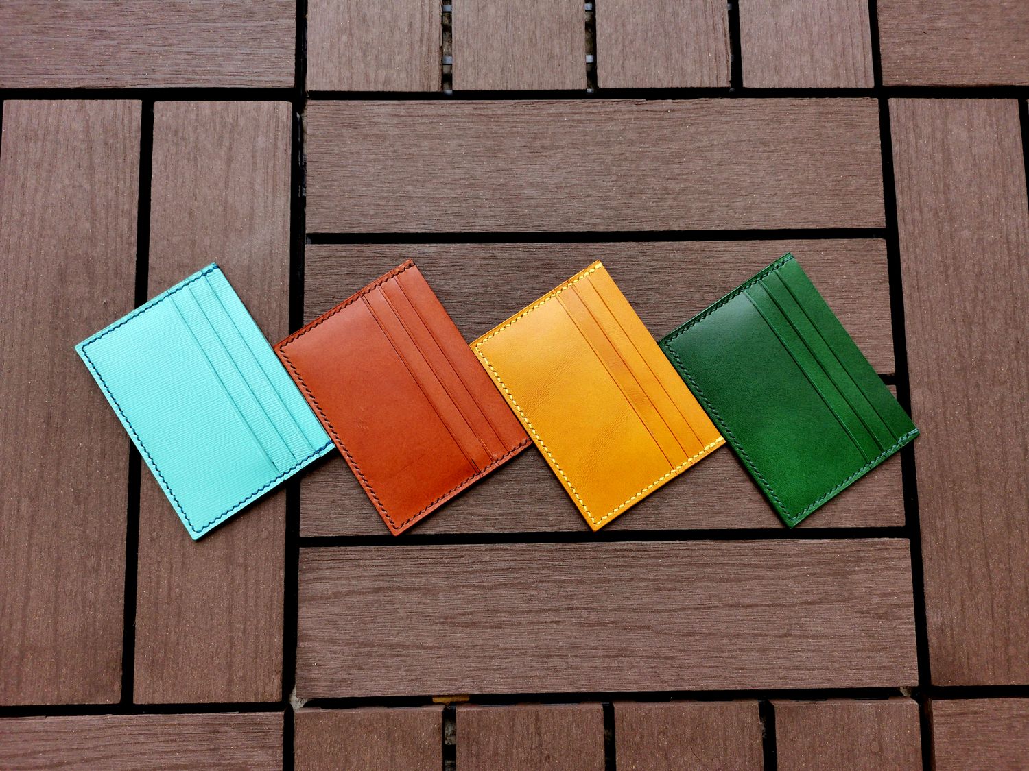 Rezarabu | Bold and Vibrant Colors