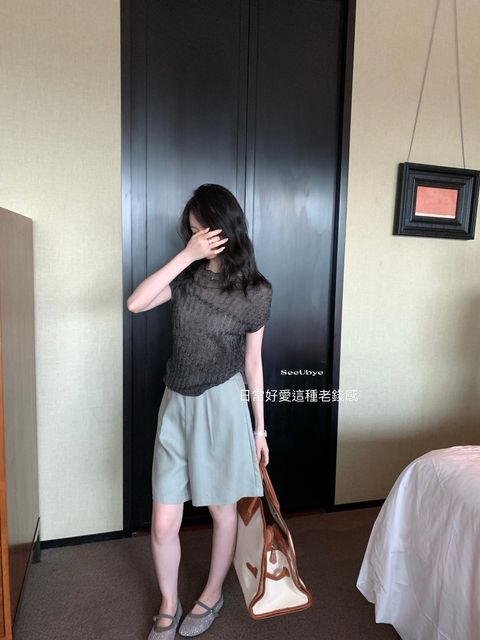 D6BD0083-359B-48A5-9EB2-6561A8B9A30A