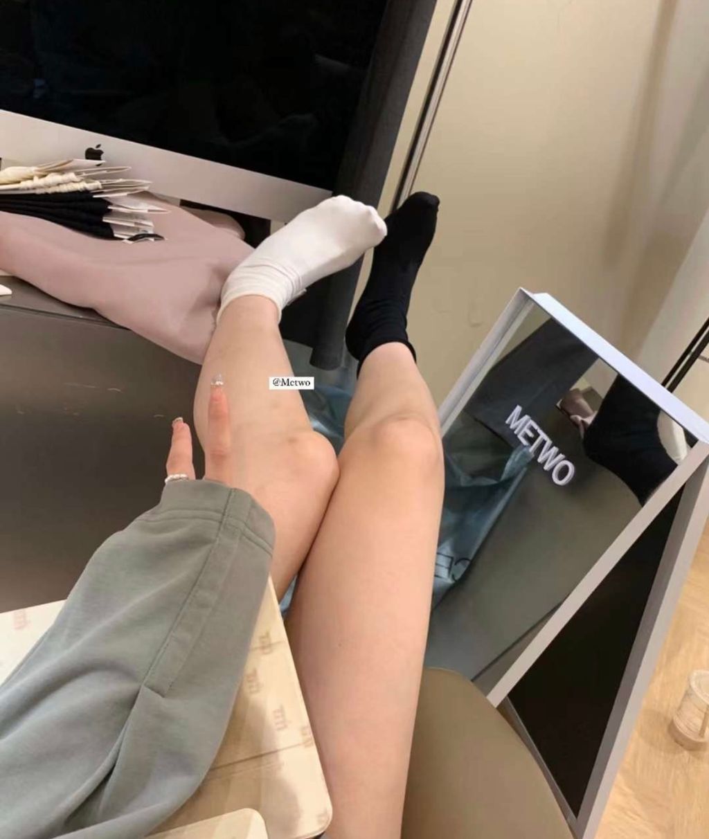 0FECFB23-8A39-4A74-9219-960C2BAE705B