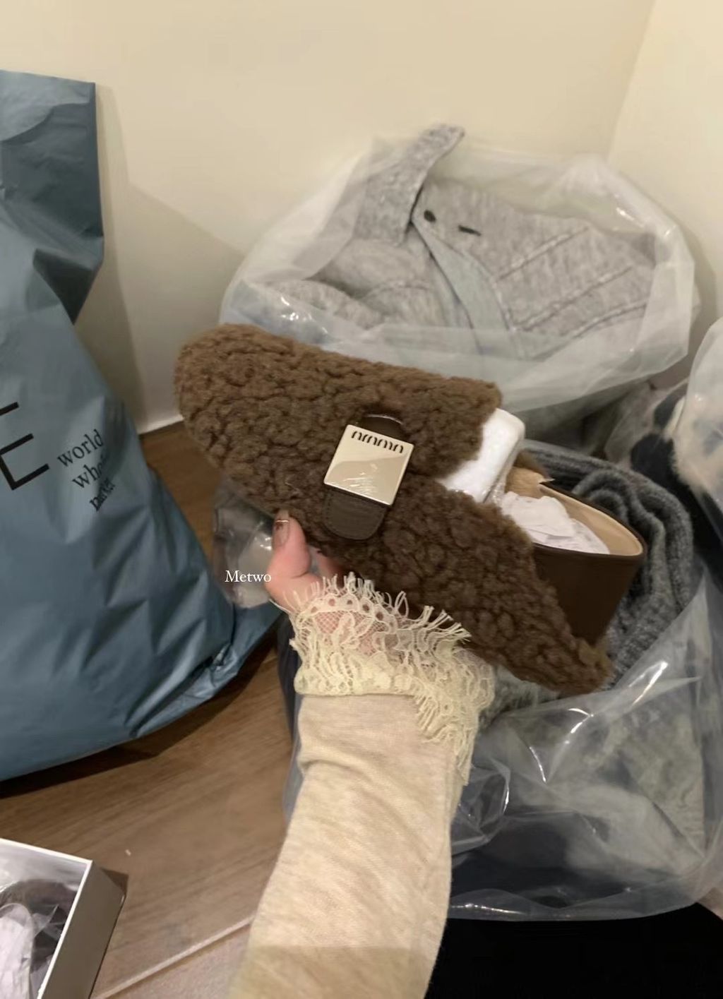 0EDDC2C7-AFFC-4399-AAEB-DD0DB2A813BA