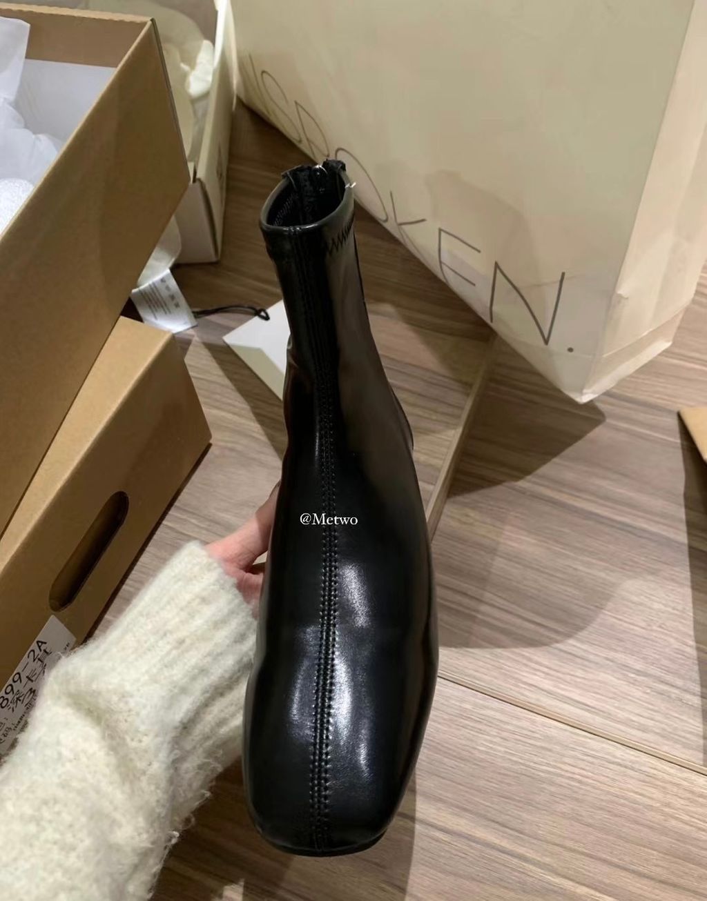 B09AB370-8681-4C66-A6C2-7C473F02B4CD