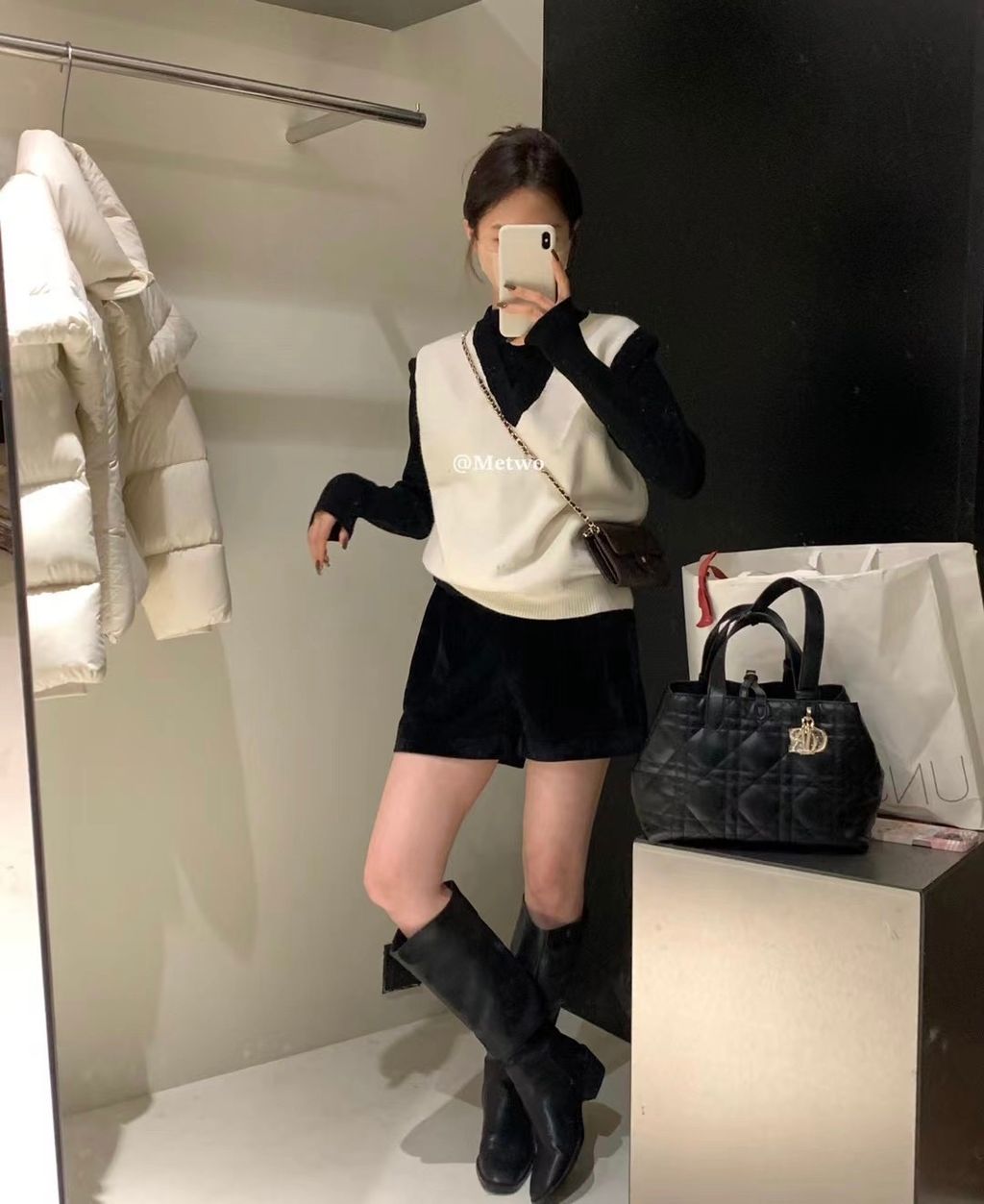 926656F4-10AA-4CEB-A933-6408A86C10D6