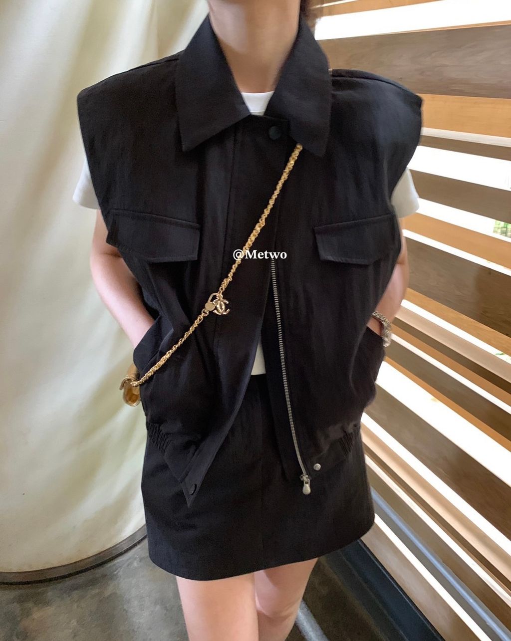 AD1165D2-B5F9-4E7E-B42A-99B76E16712F