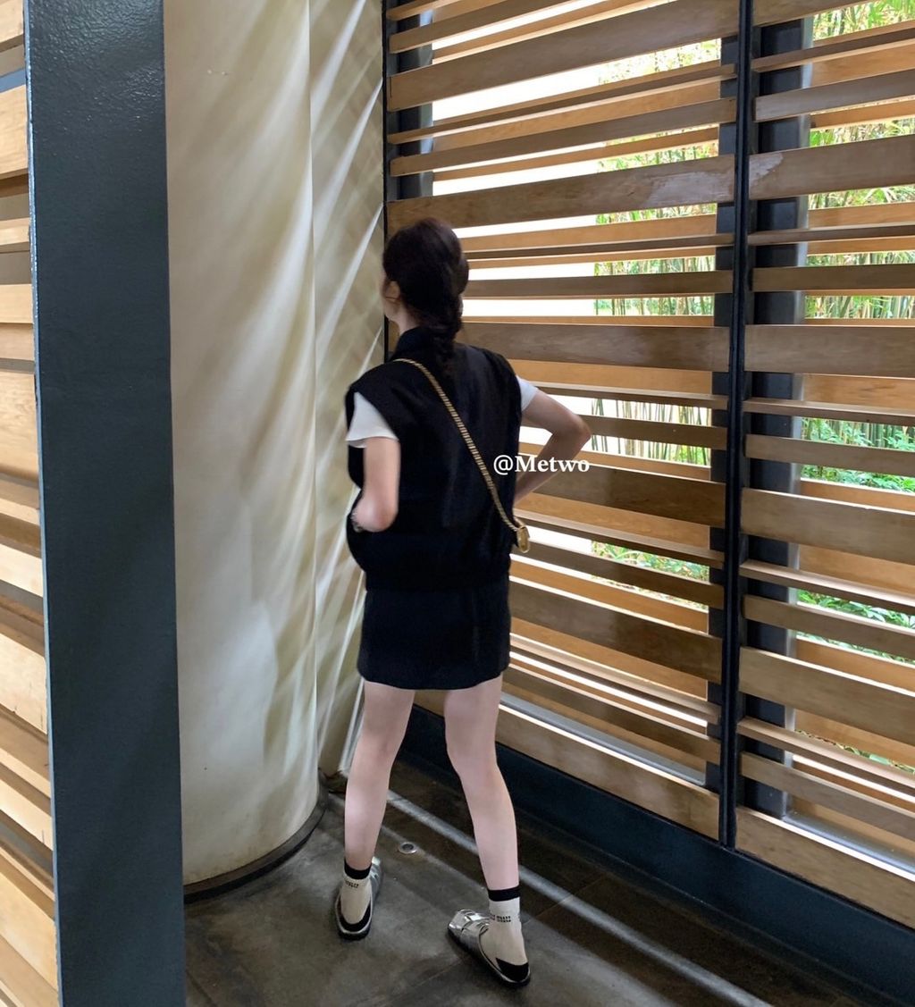 7FB78065-20B9-4D04-BB86-B6B0503FF771