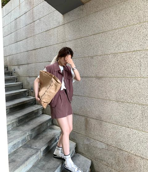 C3CFD095-D4C0-4C00-ABA8-6C0D7A89957F