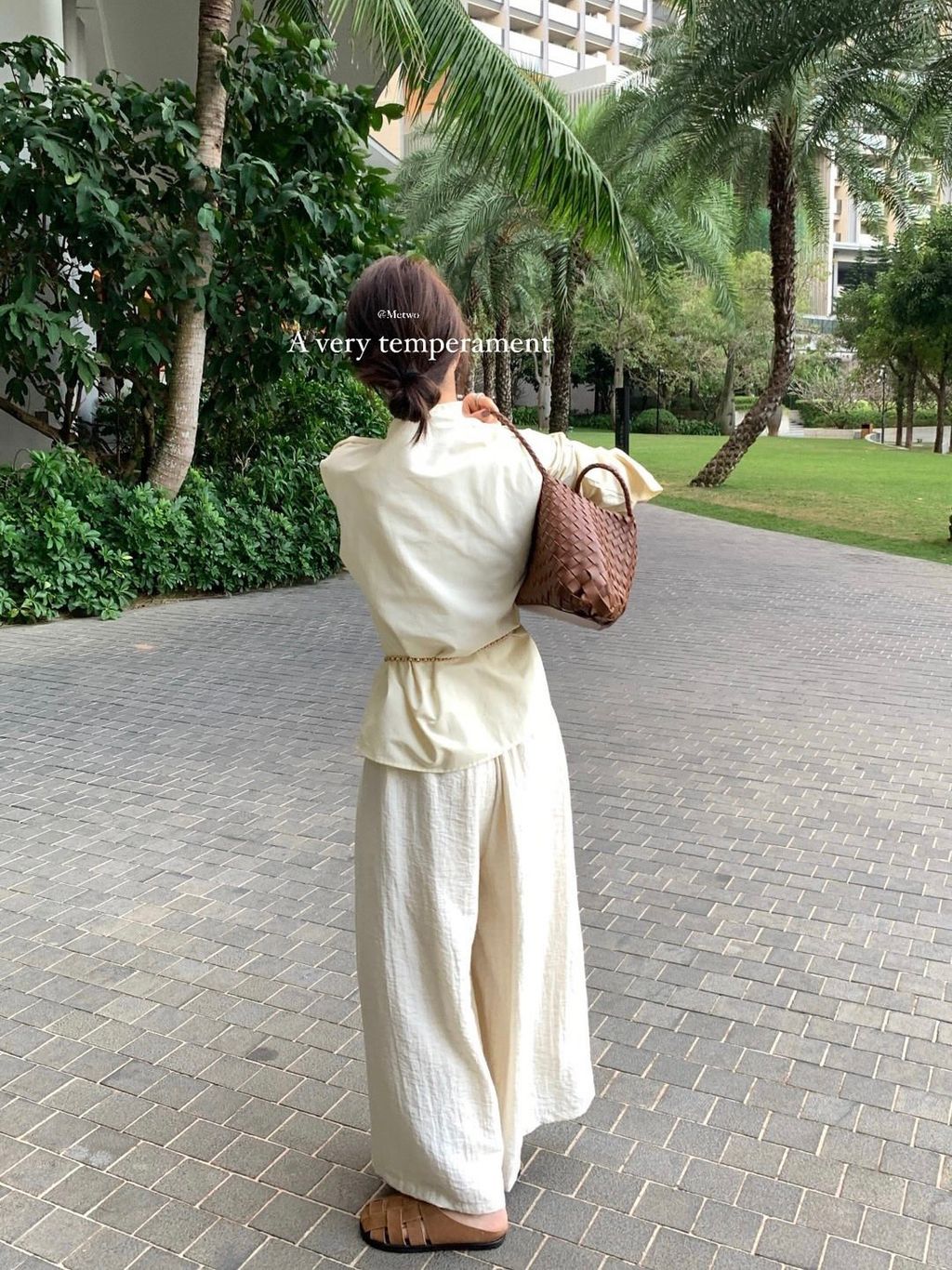 322BEB4D-A795-4EC6-A0C5-7D88928B9B53