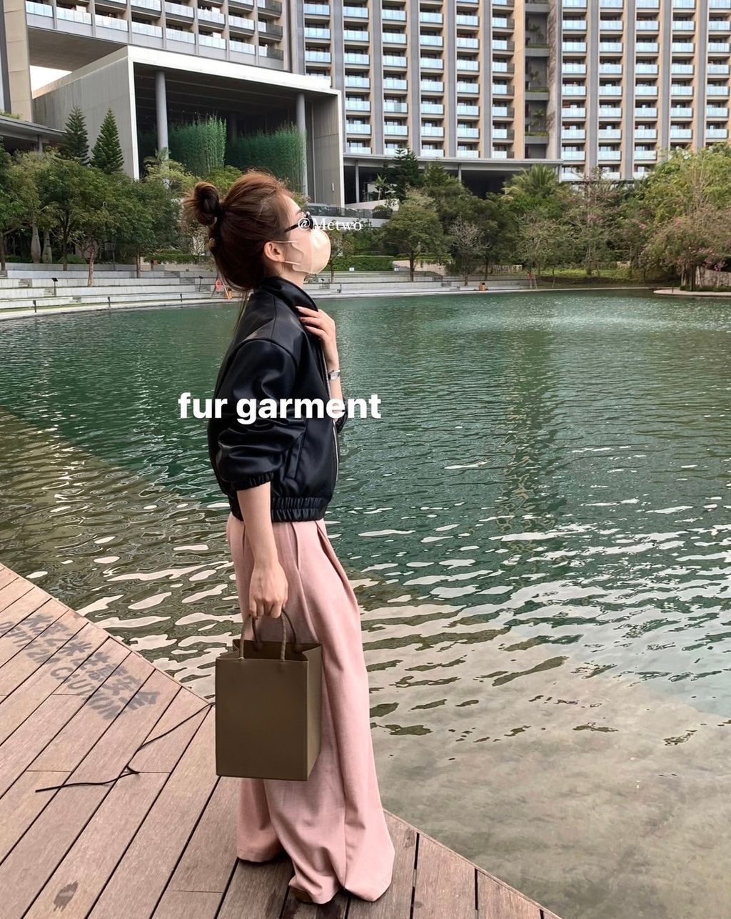 82926093-AD44-4556-A6A2-C58CC5163C2A