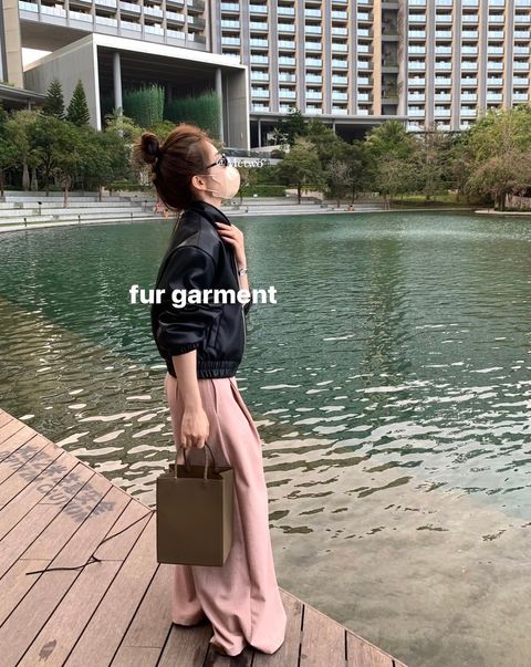 82926093-AD44-4556-A6A2-C58CC5163C2A