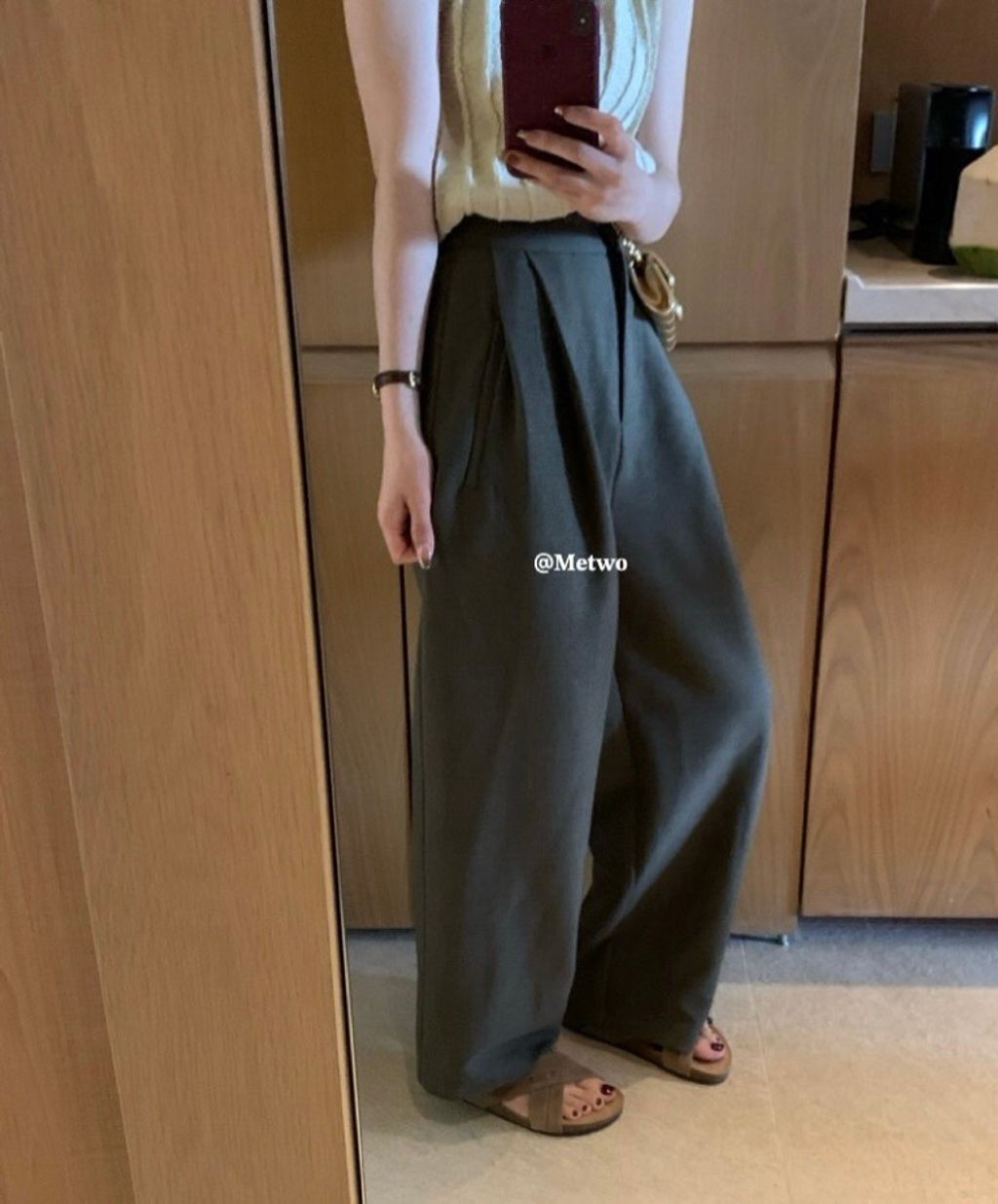 C7D0D42E-A274-47FD-9E8C-AFEFC7BD4FE2