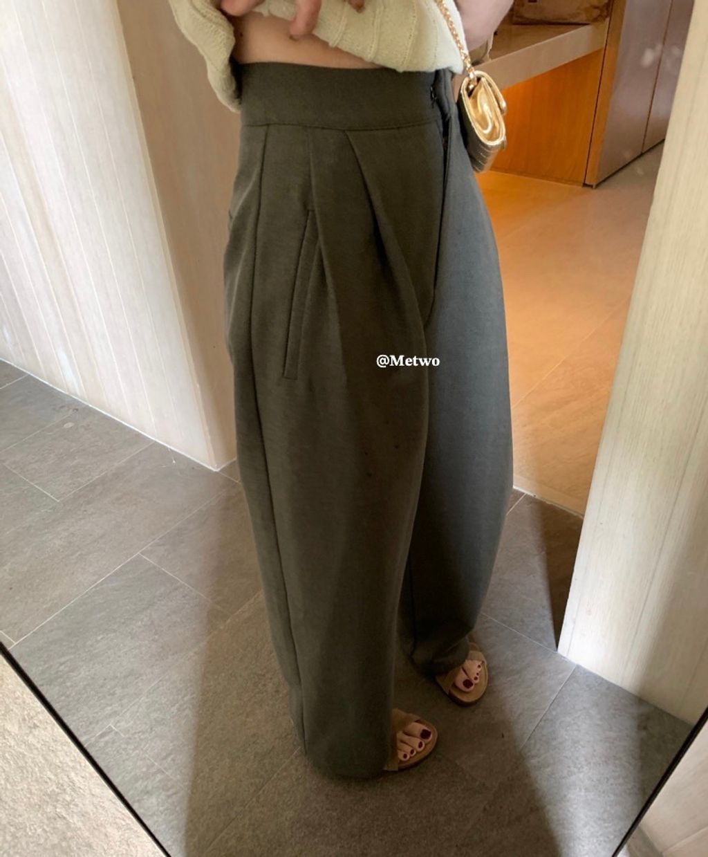 623F078B-F17A-417A-AEAB-D6BDEE279FD7