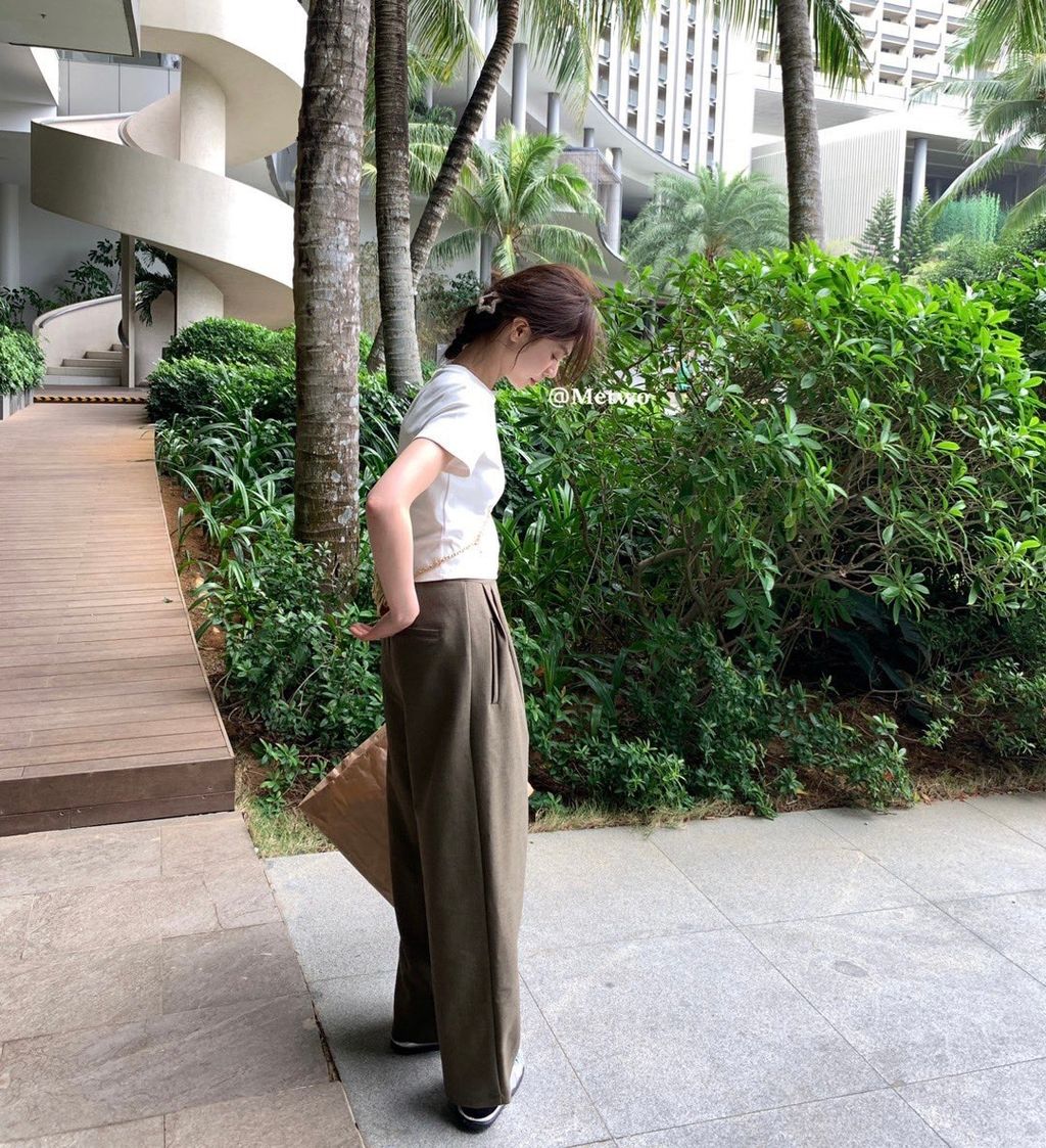 BC3EB014-7035-4479-A241-37042B66520C