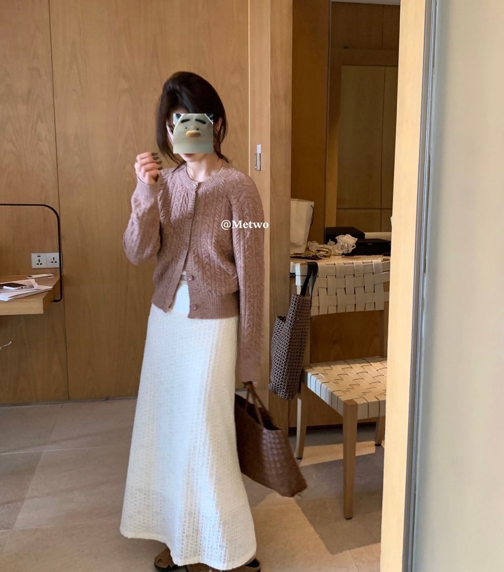 2E118B53-2E4E-4F6F-ABDC-946647F1335F