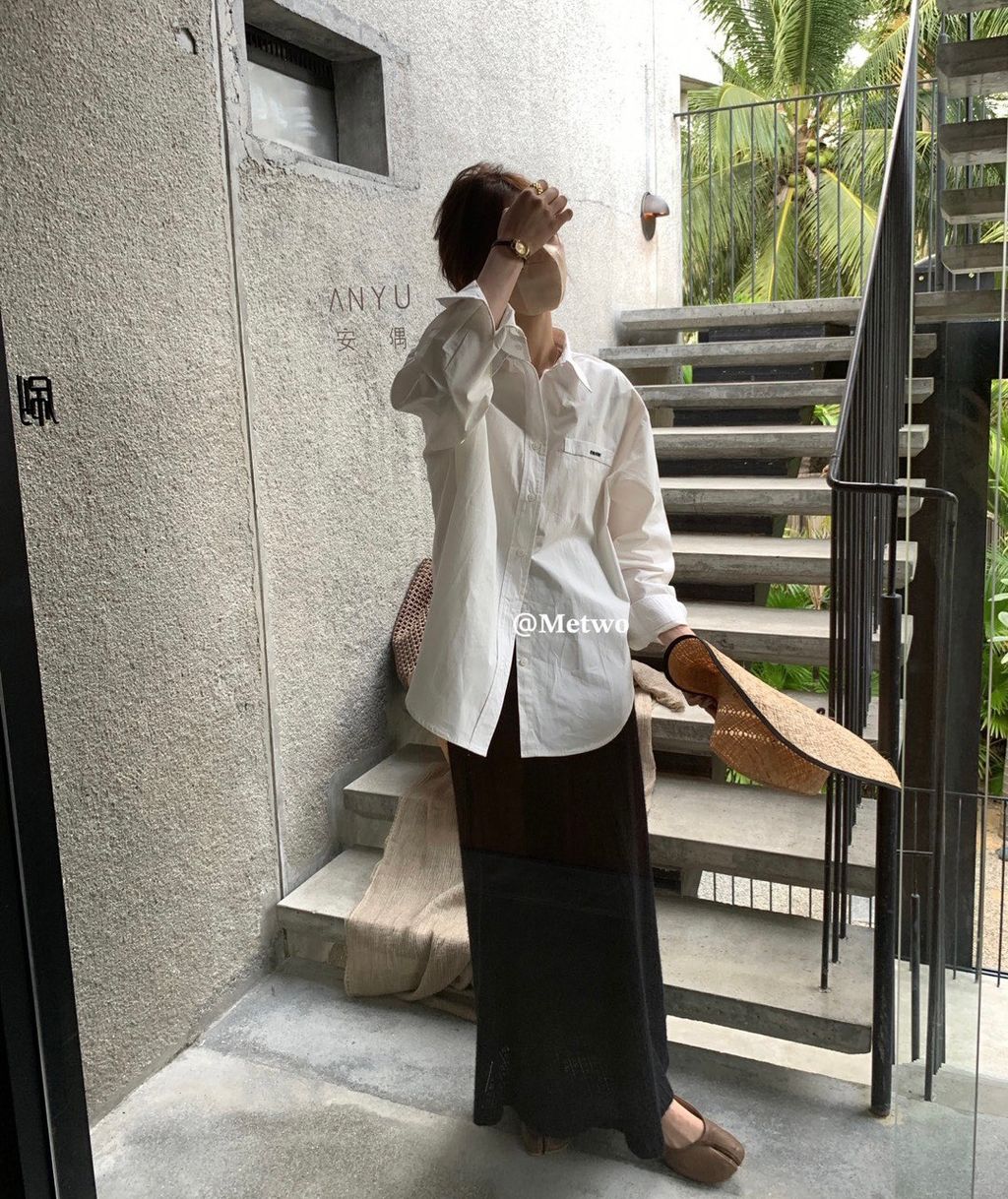 AFC4F231-F913-4D1C-868D-3BD6C3A89042