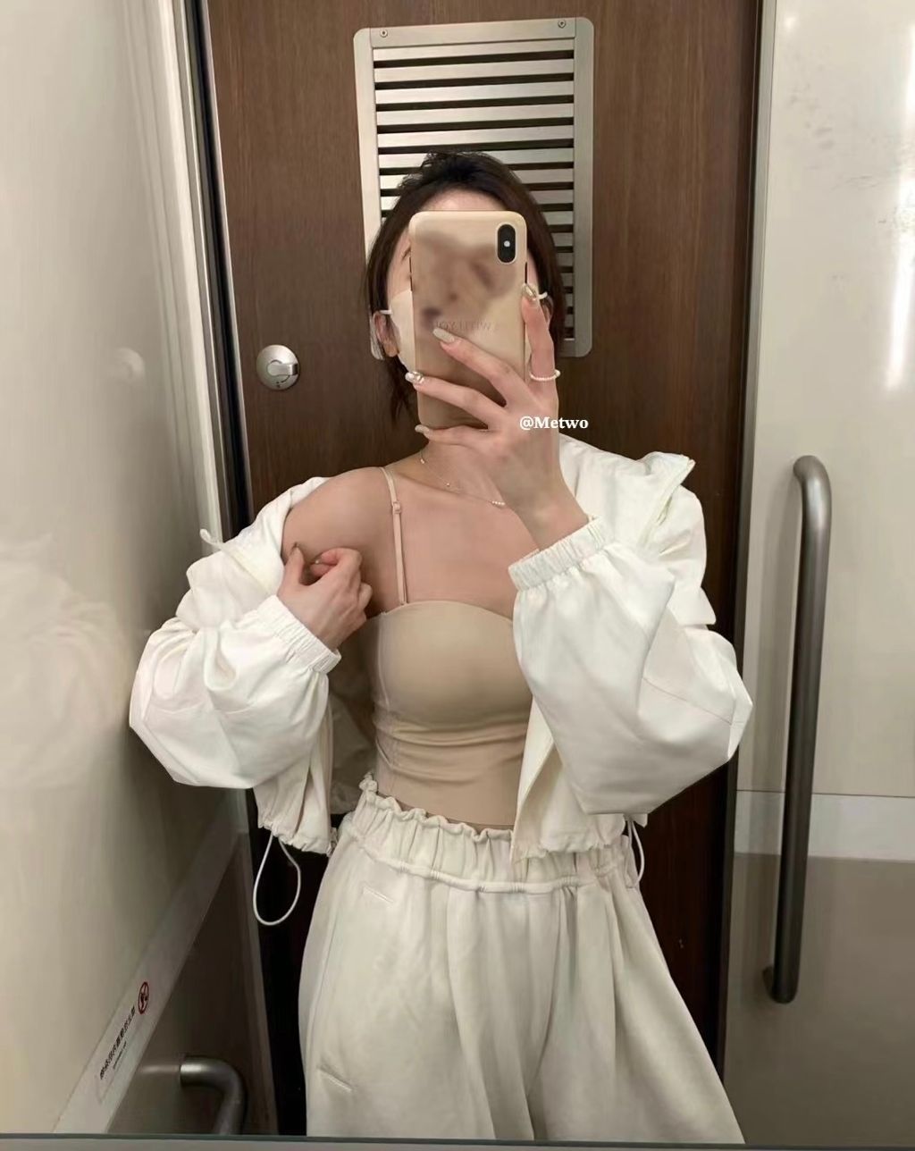 91CAE1F0-1A3A-47D6-8CEB-A56B4F190030