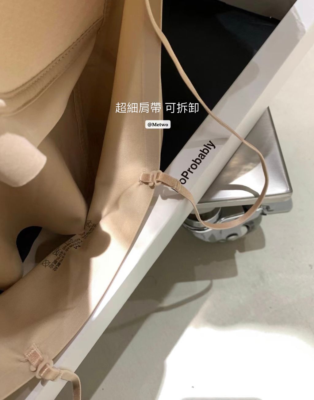 7F713EC6-DF88-4623-9E7F-427A63045950