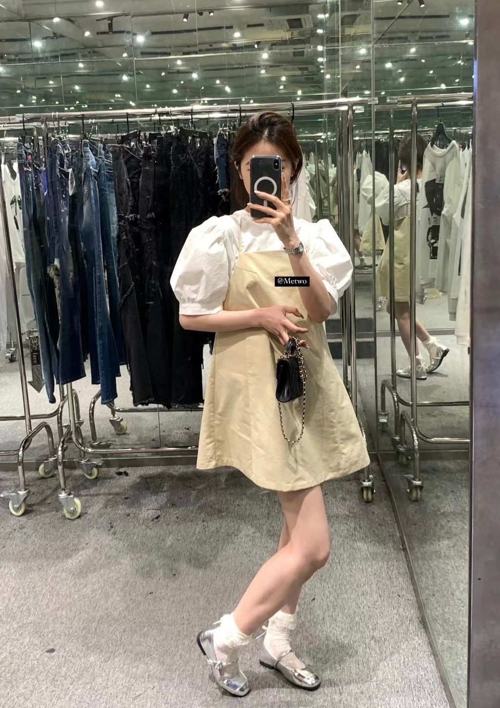 DF93B7E0-20D6-4A41-BA98-9A75E9705EC4