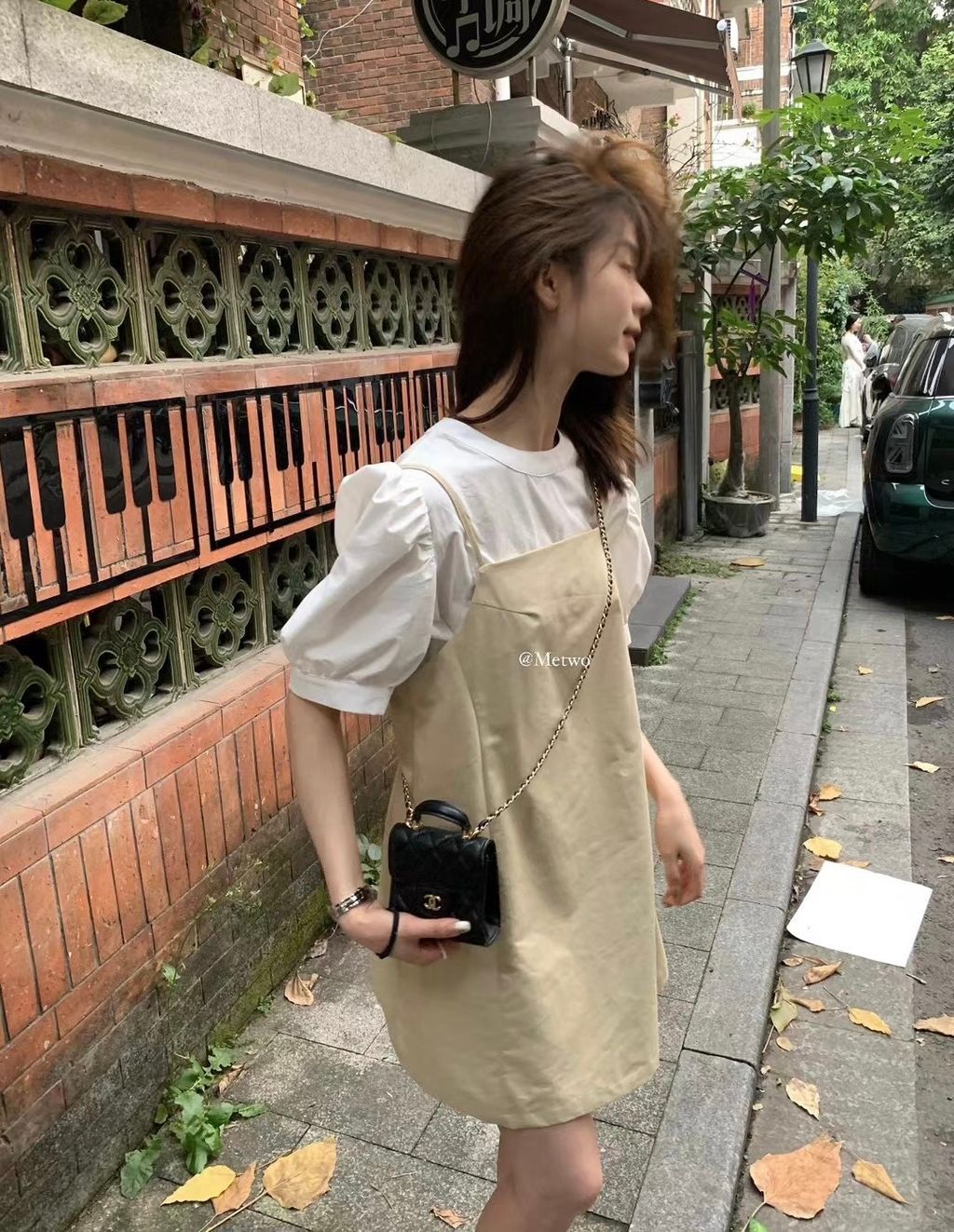 0946C7D6-93D1-41BE-82AA-885269BD36E7