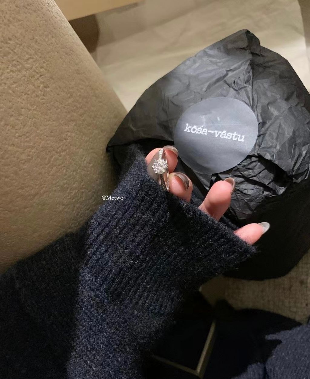 24755022-E7B5-4B4F-A688-D5B9CC960837