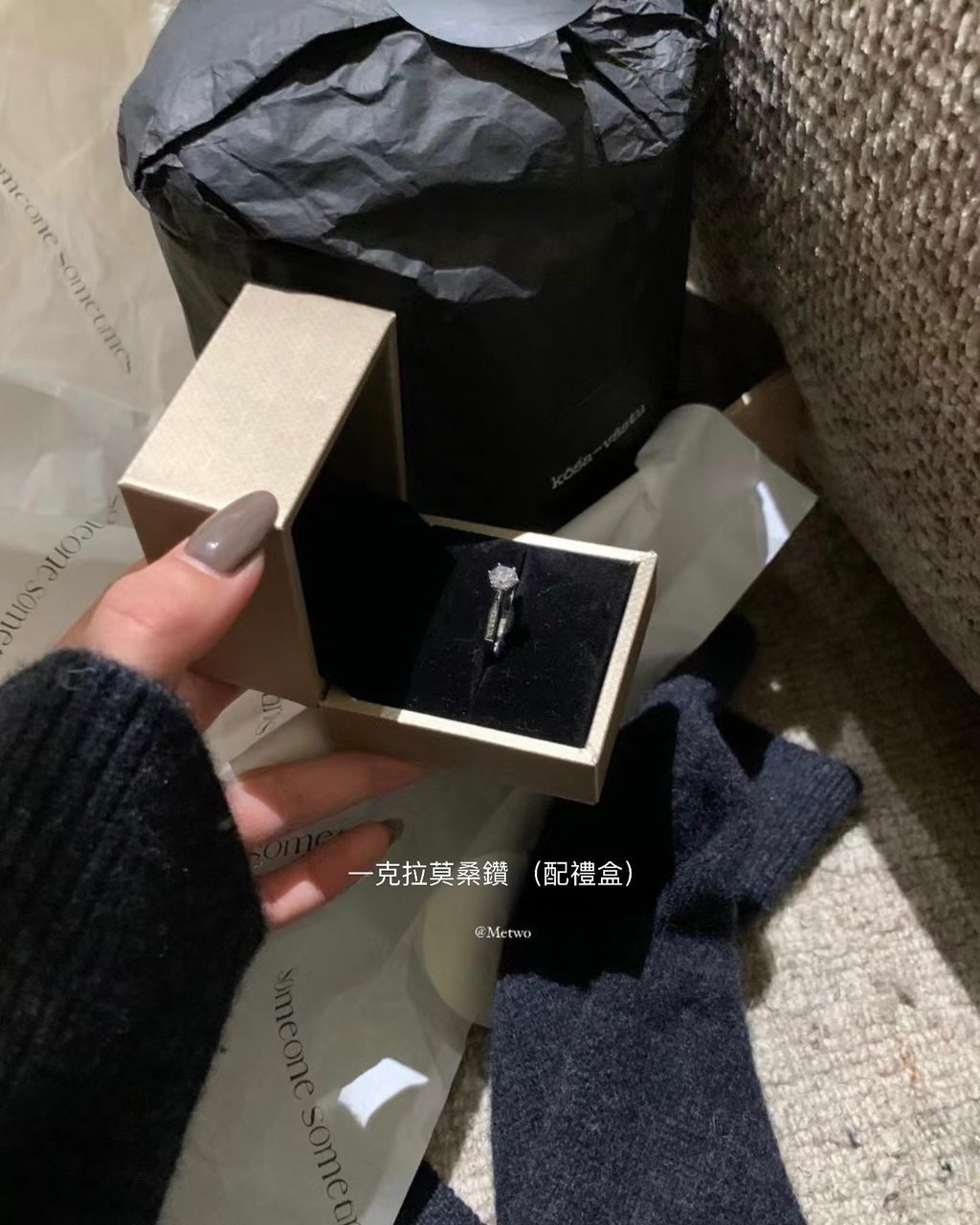 4C9003B2-2F07-4C4B-B91D-DF24540EA494