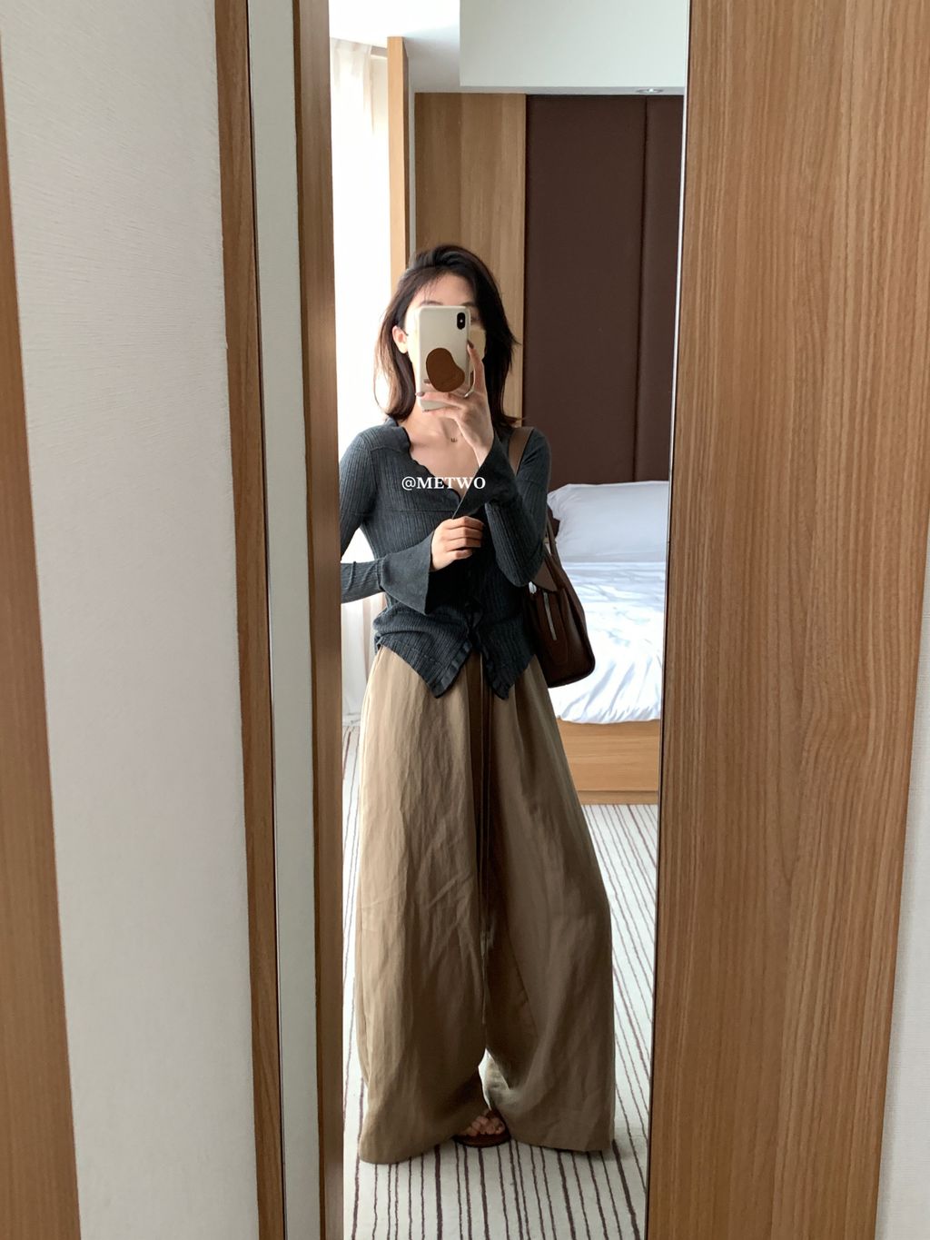 51A54CE6-DA99-482C-9CCE-090D2EE55ED0