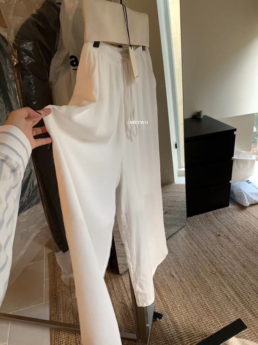 0A39C058-8BB1-43FE-BD91-30984ABE4FA1