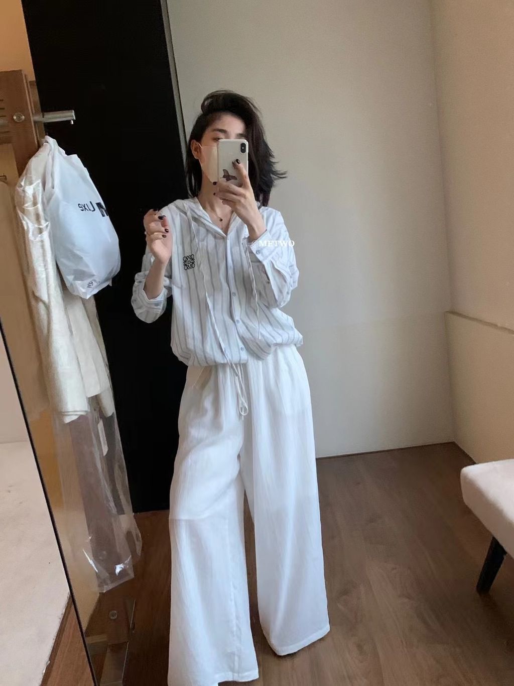 F7A3B174-81A3-4457-AC84-28F9A9B01B5B