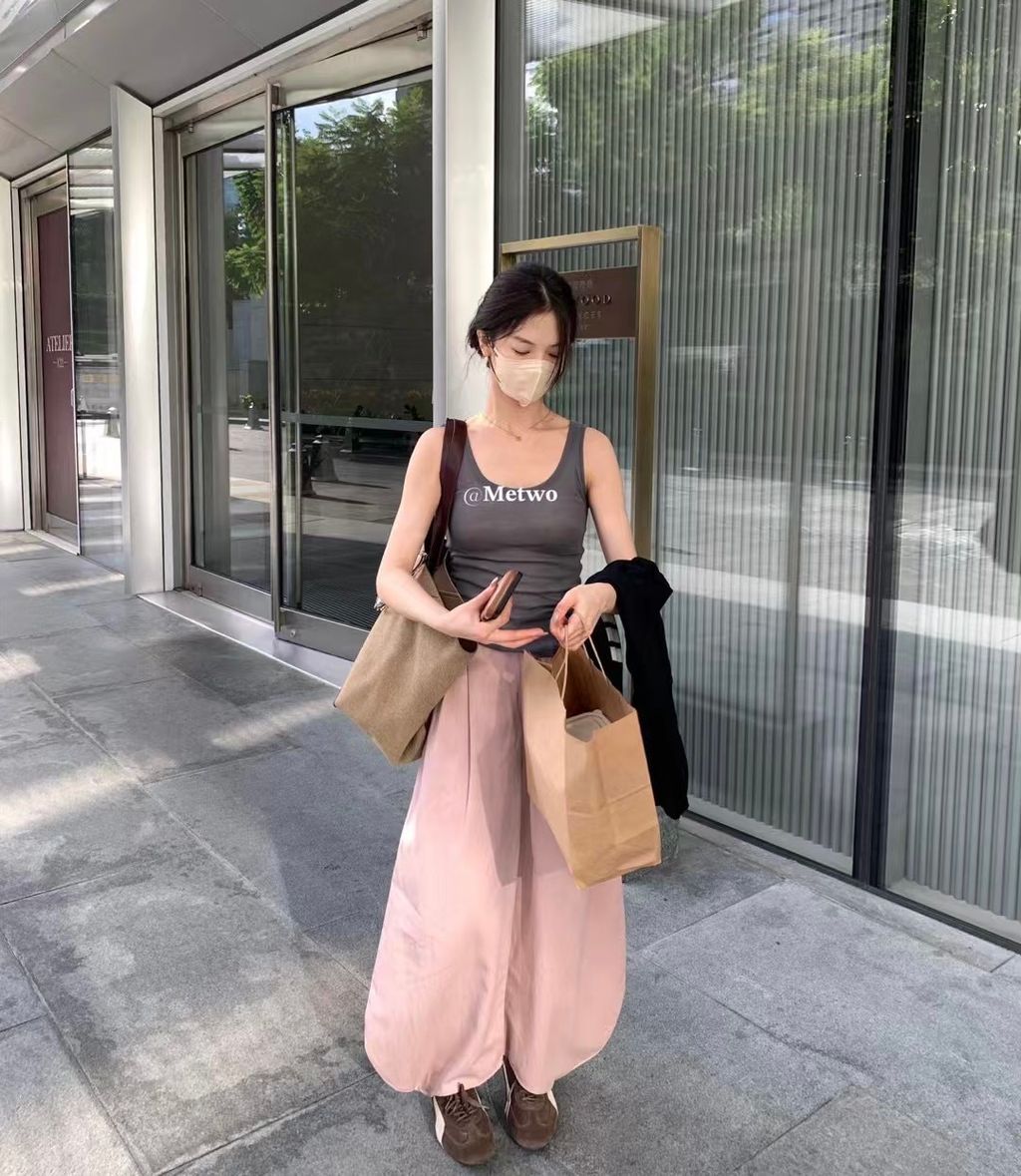 8A776B78-F503-4FD2-B27F-EB782F5AC7C4