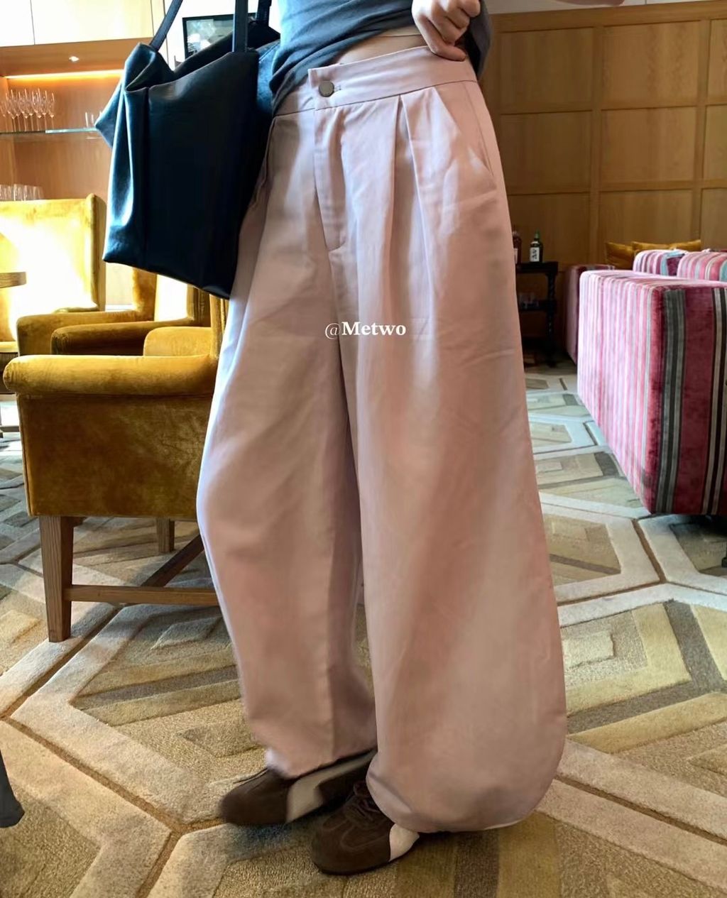 F1560806-DD45-4E14-BFED-74C3AA370999