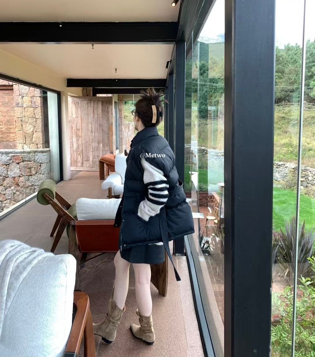 3DE61BFF-C85C-42D7-ACE6-15F72C5AB5A1