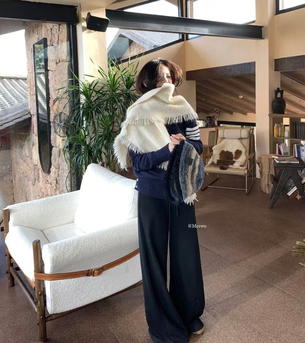 5709B55A-7ACA-48BA-86FC-F84835DB1CC0