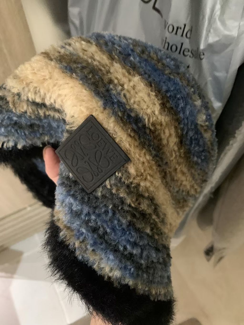 C13039CD-18CF-4ABC-A6FD-E424E9A43E43