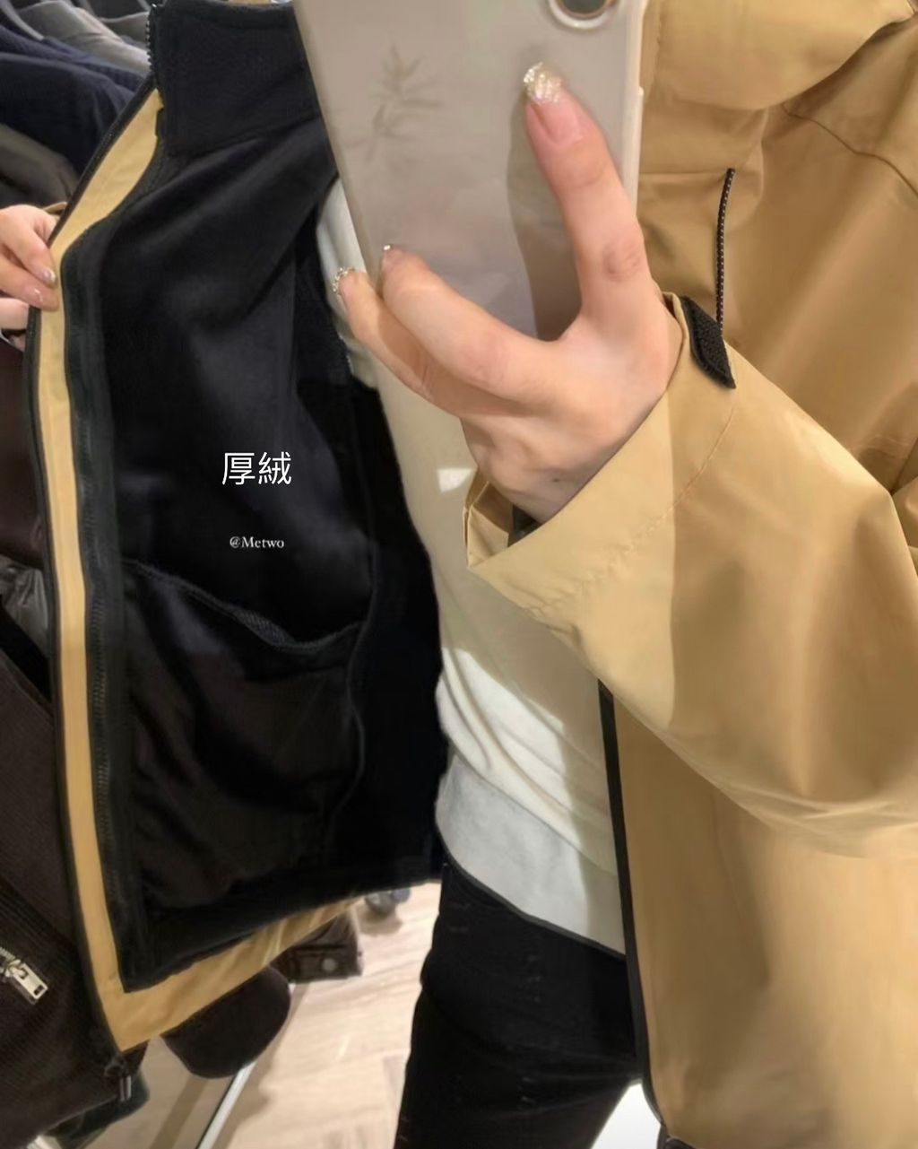 A9CBE573-85A5-4B64-9956-410F6C42928D