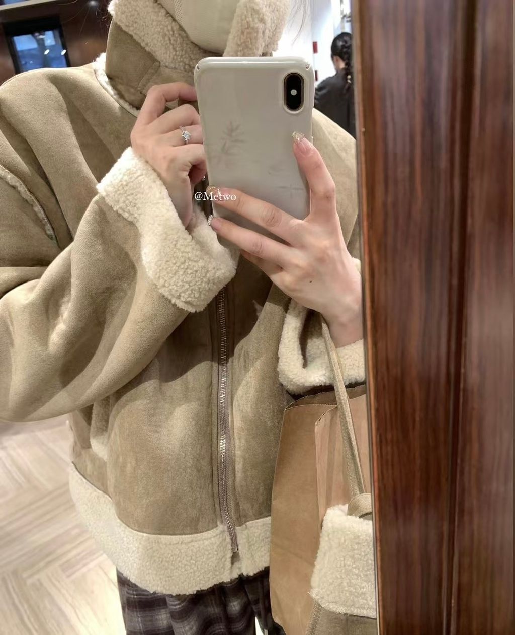 3CE76B69-6083-4E3F-90A7-687EBC6C82BB