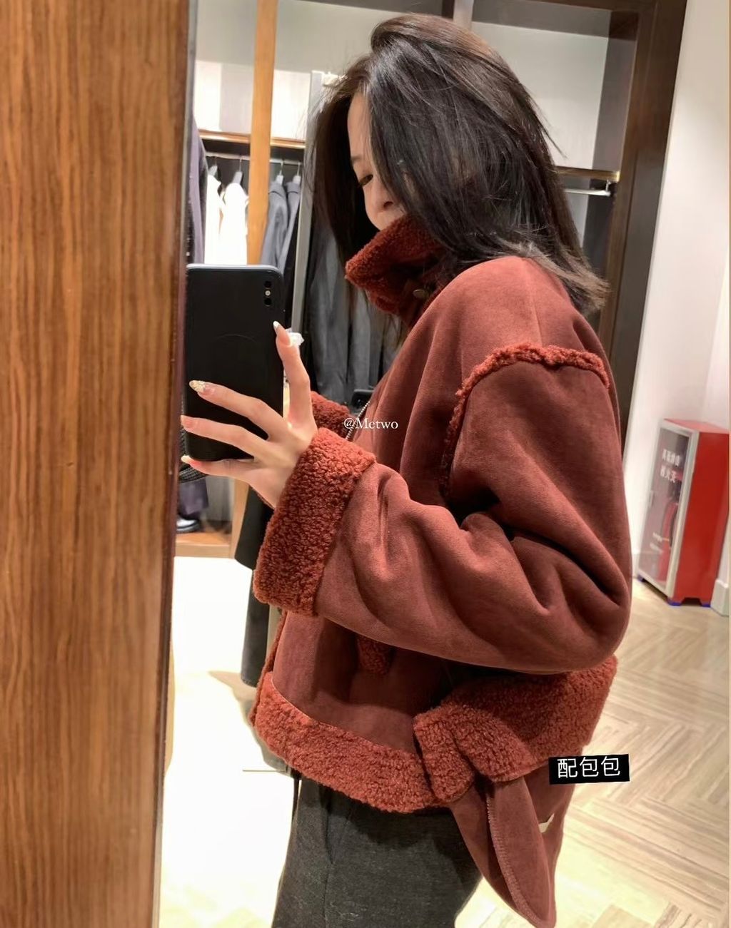 427F99CB-8643-4D98-B910-3711DDE33265