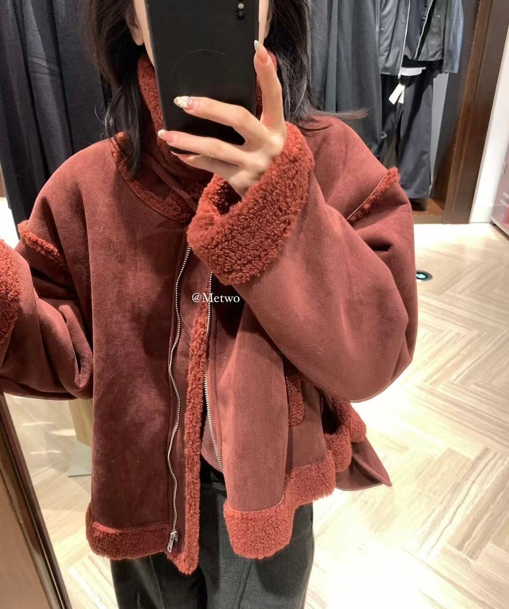 B1EFA594-D537-44CA-B14A-8444E1E374F3