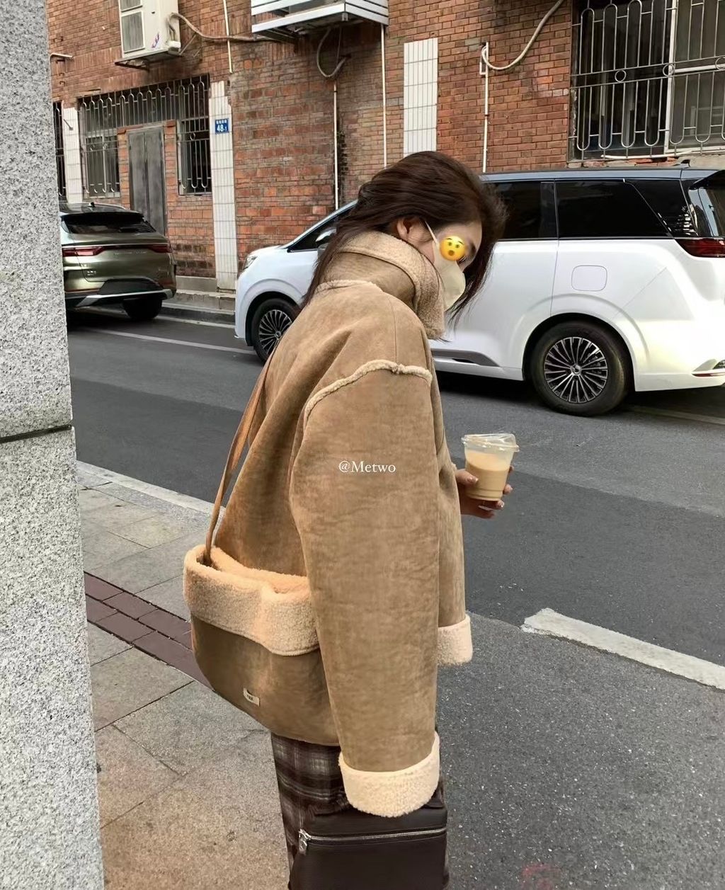 2147F4DC-DF6E-4DFB-89A9-099F1ABE196B