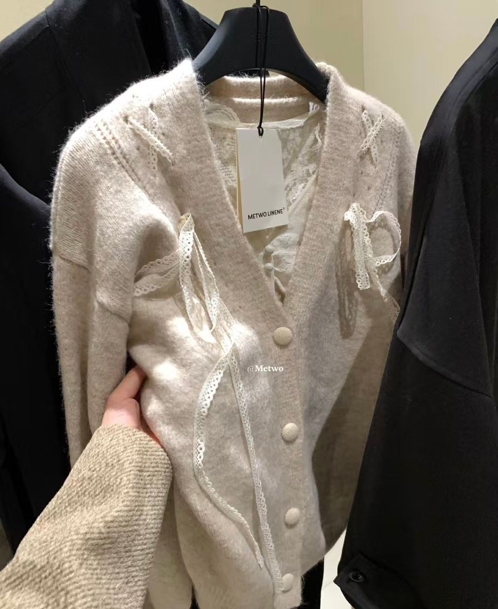 63EE8150-ABAC-4B49-B537-8F892B4209D6