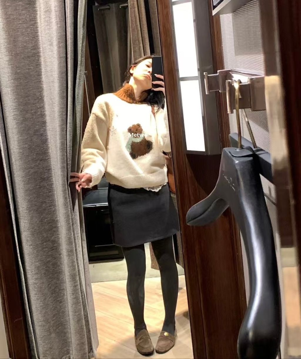 AC7AF2E3-1E69-4C10-8522-2EFFEE4389D1