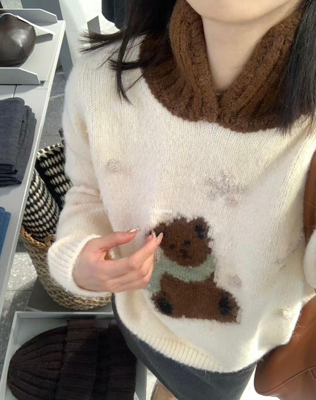 0EB88490-044A-4DDE-A542-E5ABD9C1087A