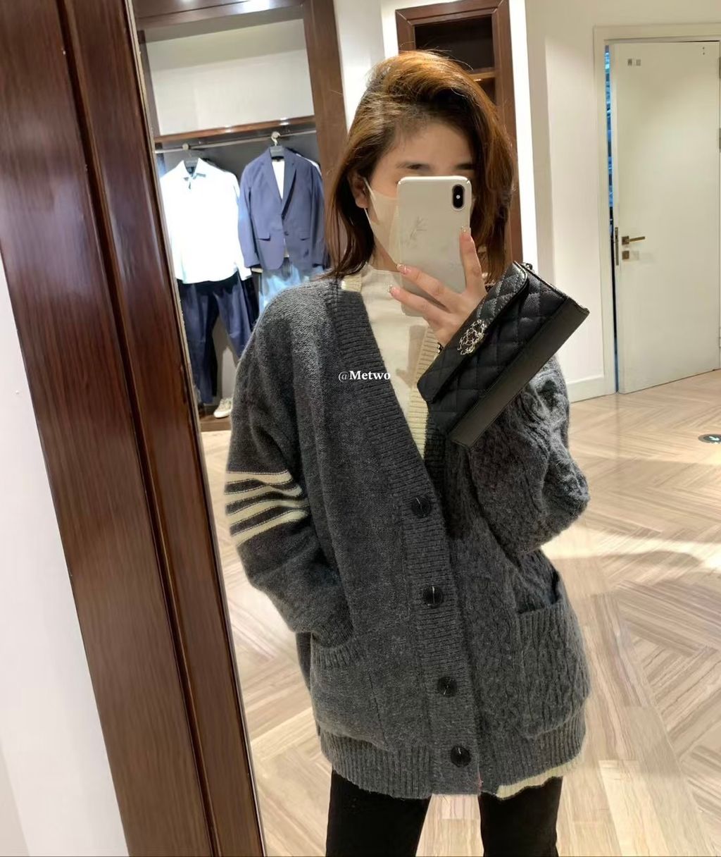 7B367B80-FF57-4060-BA98-5EC1201E1CCD