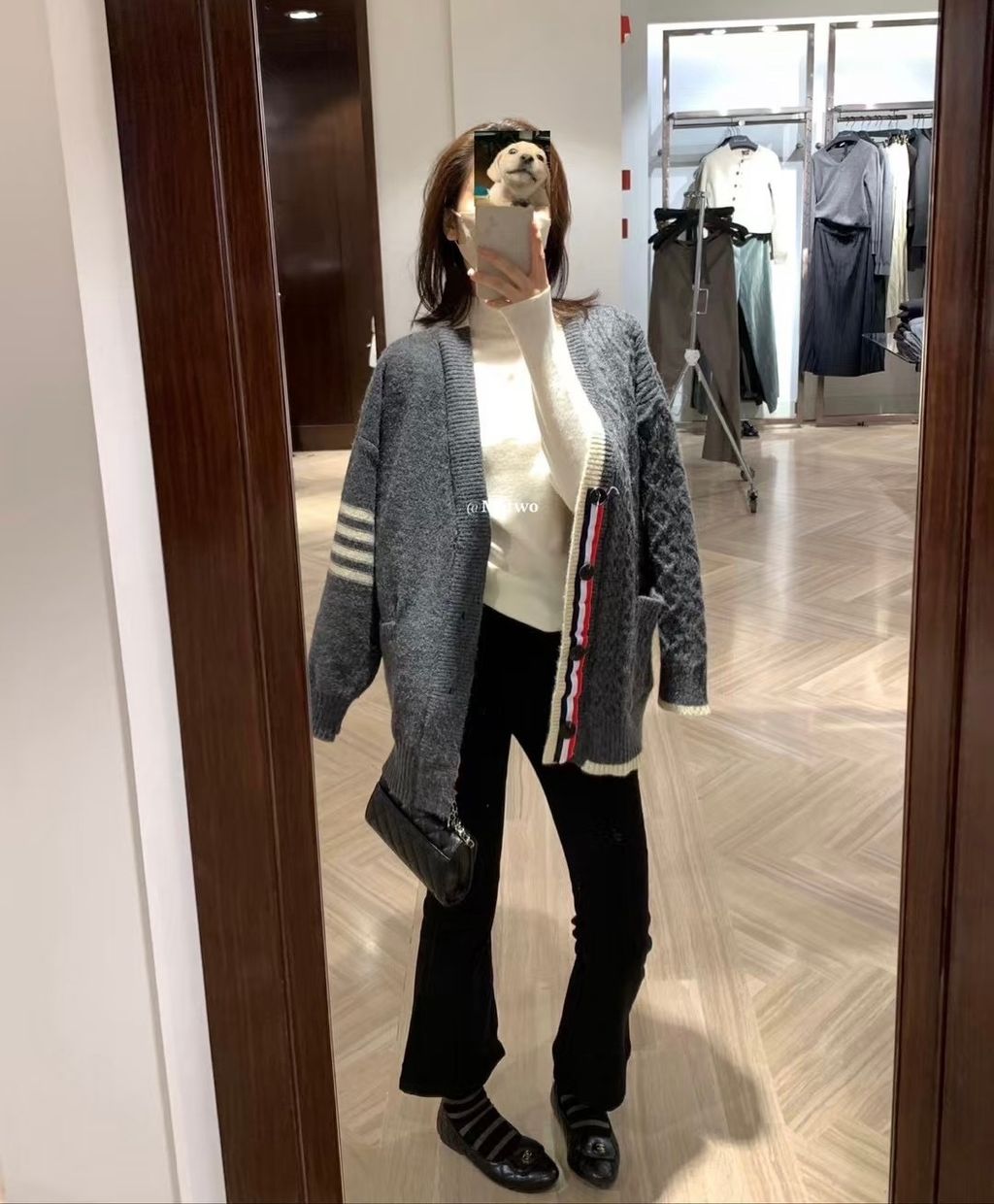 E6EAE968-D900-45CD-9801-6824D5E27652