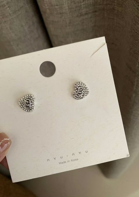 61F189DA-5284-4DC8-866E-AD9A1053CABC