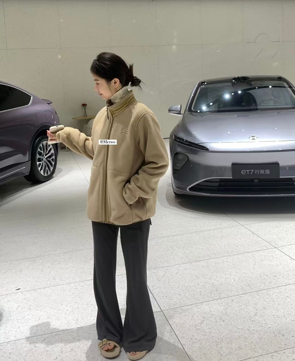 326C53C7-4125-4C79-92A2-0B13F9FF79D4