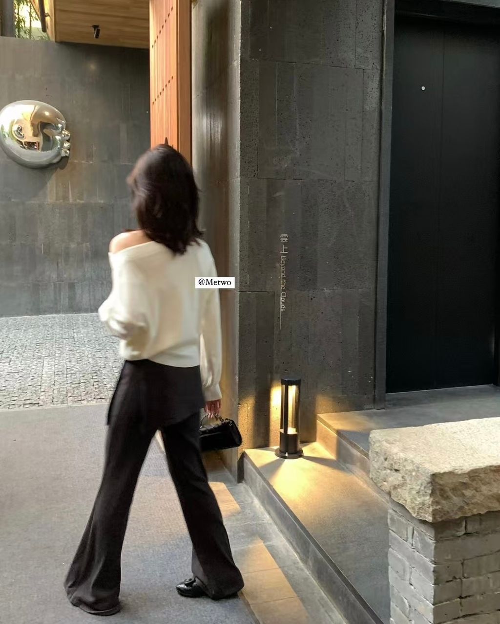 DCFAB425-1272-4E5C-92CB-CDCC46CCB281