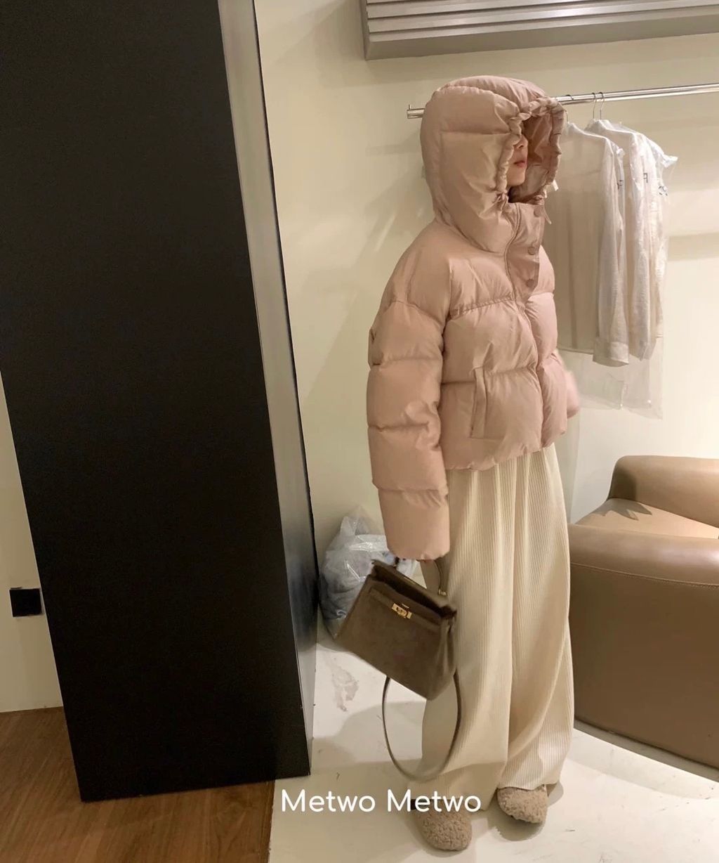 4E7099FF-5AF7-449A-B03D-275719834566