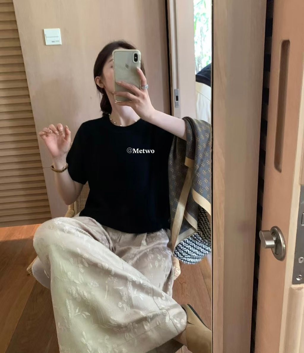 0221CD21-C48F-4F5A-A9AF-257B1B278AB2