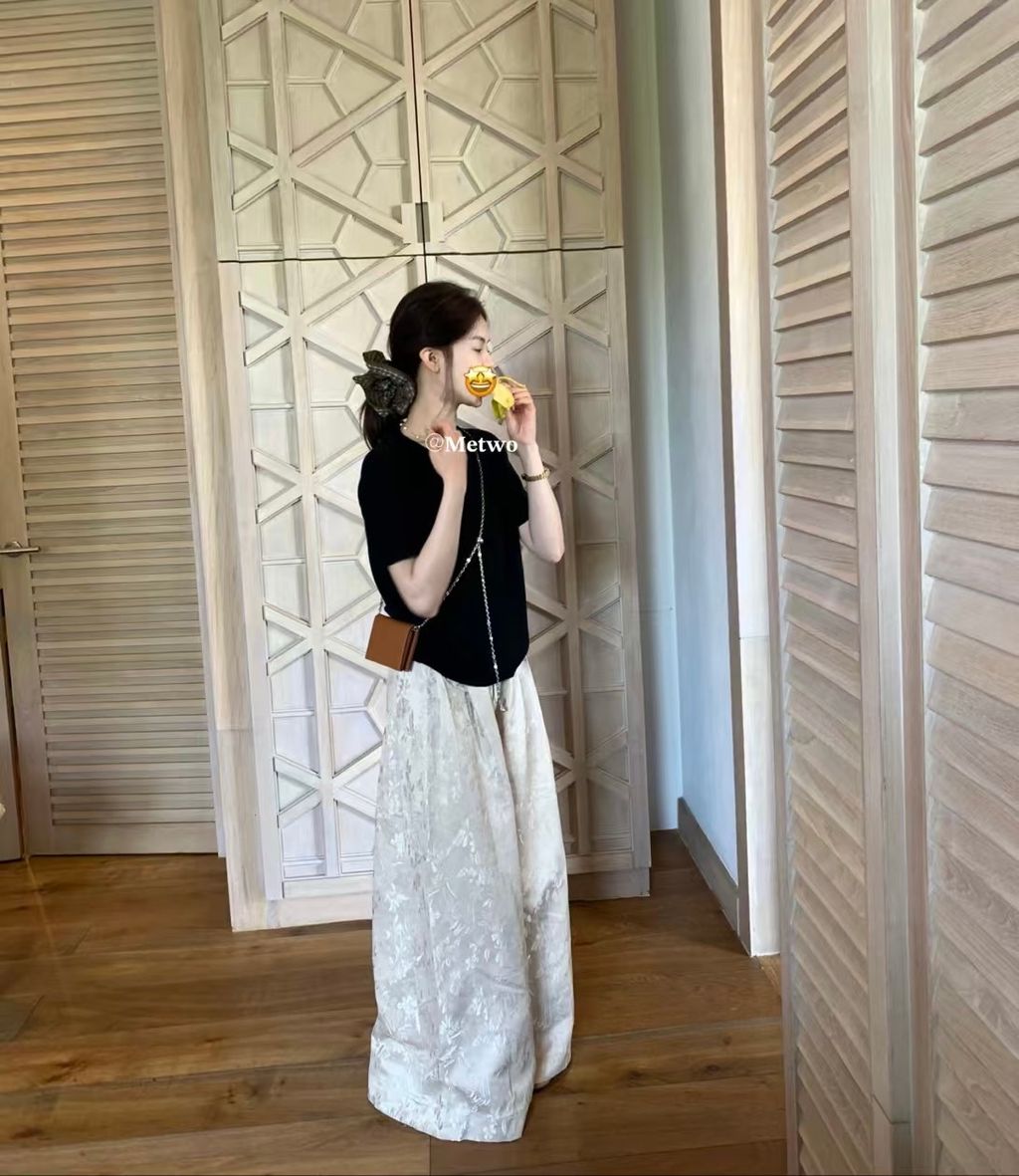 FE72D0EF-E44A-4ECB-85FB-6E5AB99118B1