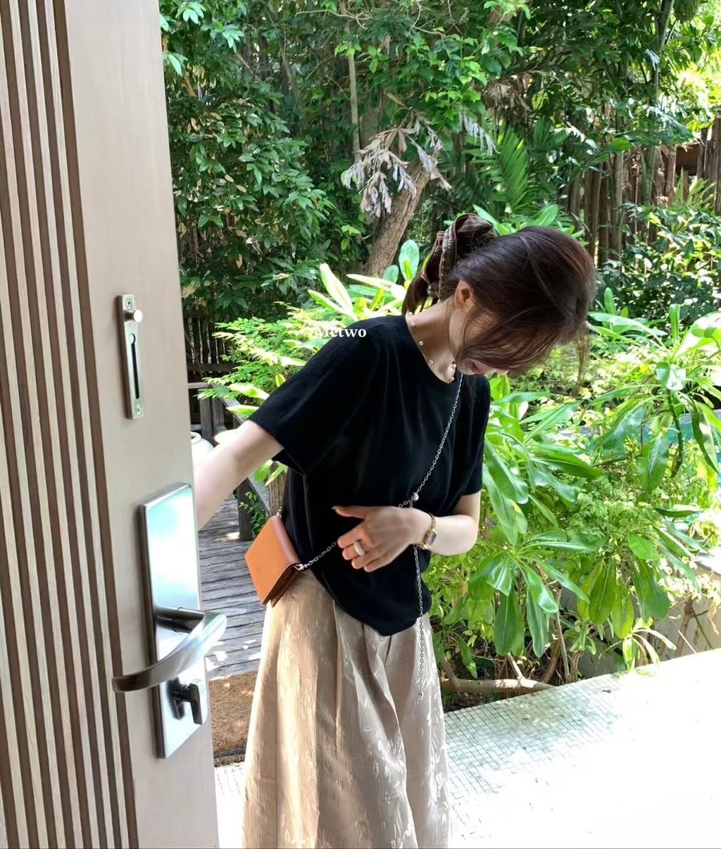 2F231EE5-883F-4AF8-AC78-0DFAFE149708